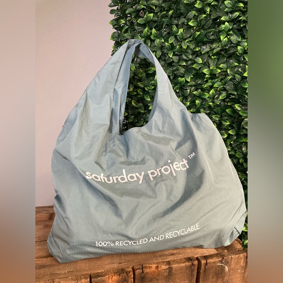 The Saturday Project | XL PACKABLE TOTE - Picture 2 of 4